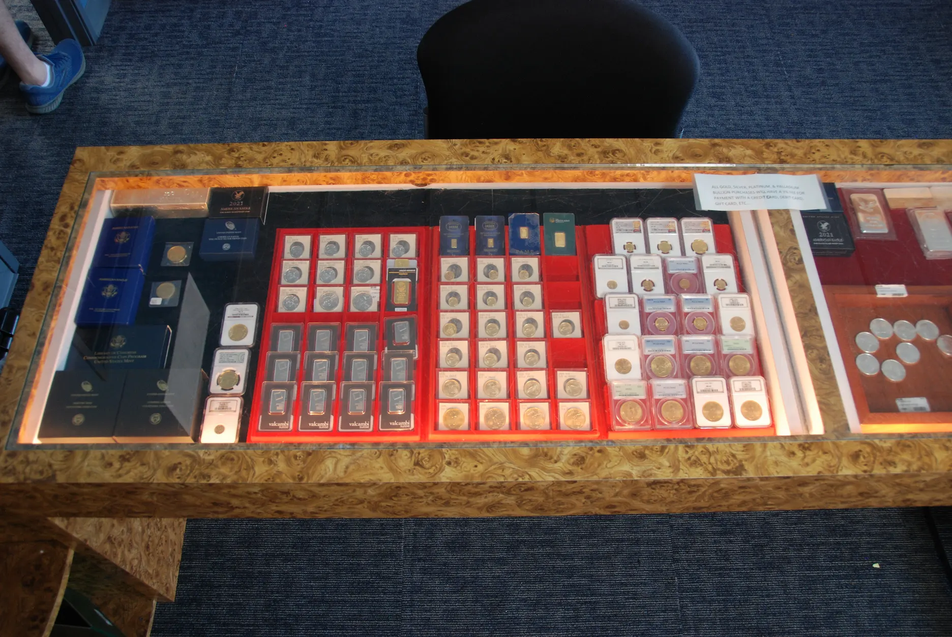 Crossroads Store Photo